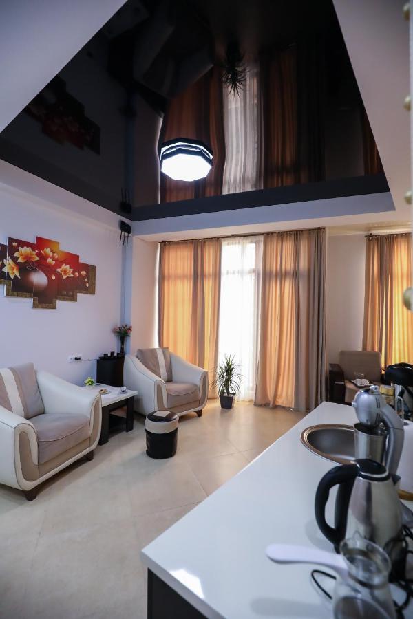 Hotel Sagu Κουτάισι Εξωτερικό φωτογραφία